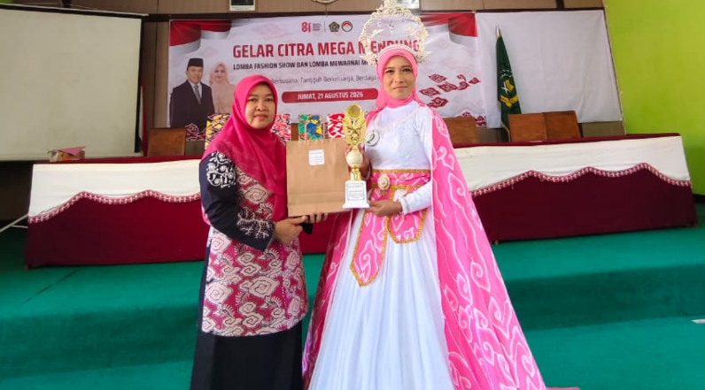 MAN 3 Cirebon Raih Busana Terbaik Dalam Gelar Citra Megamendung